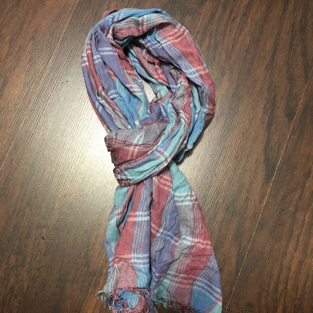 Plaid red & blue scarf